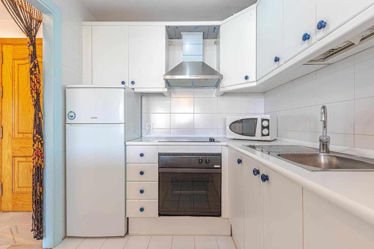 797 Holiday Rentals - Luminoso Piso Para 4 En 아로요 데 라 미엘 외부 사진
