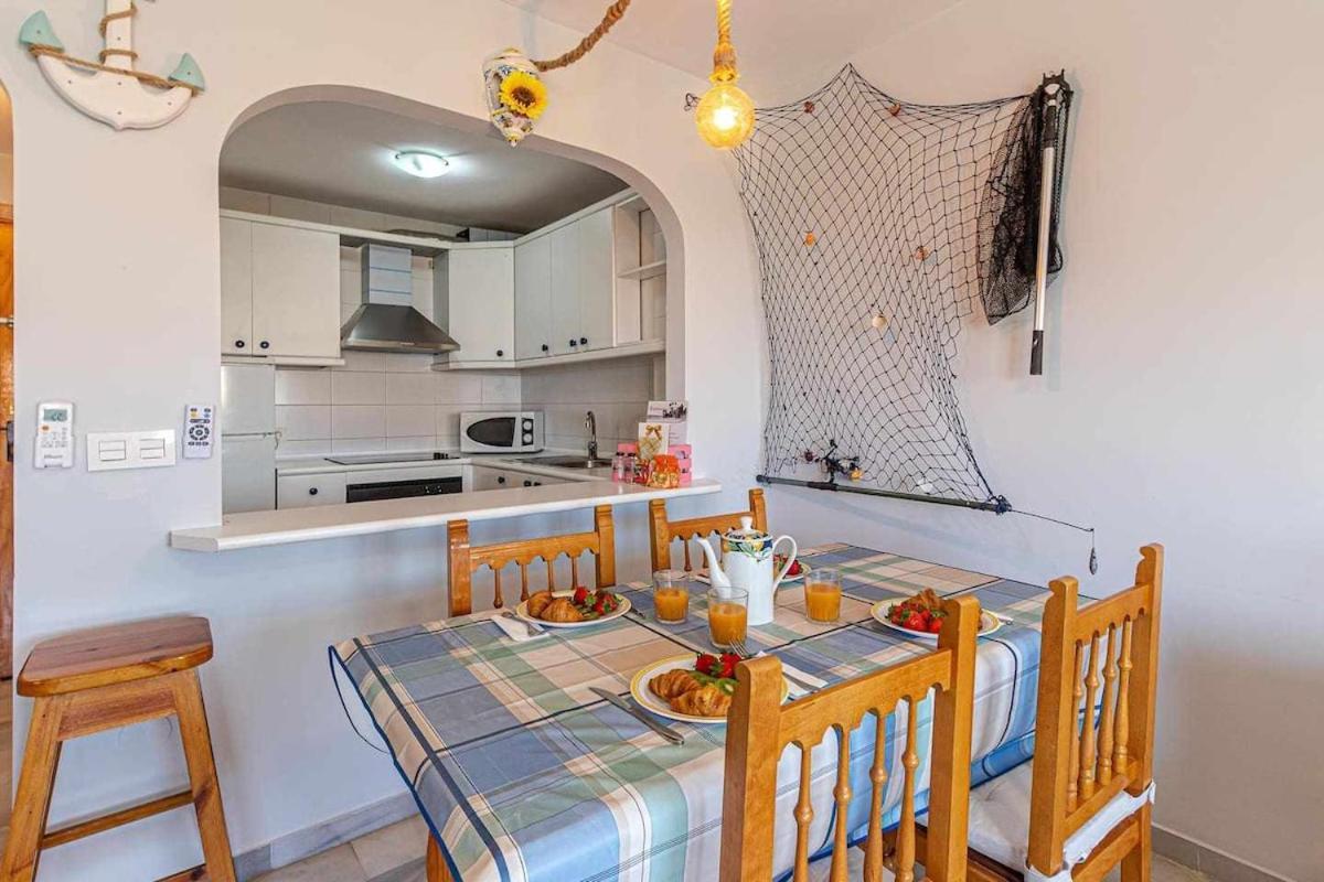797 Holiday Rentals - Luminoso Piso Para 4 En 아로요 데 라 미엘 외부 사진