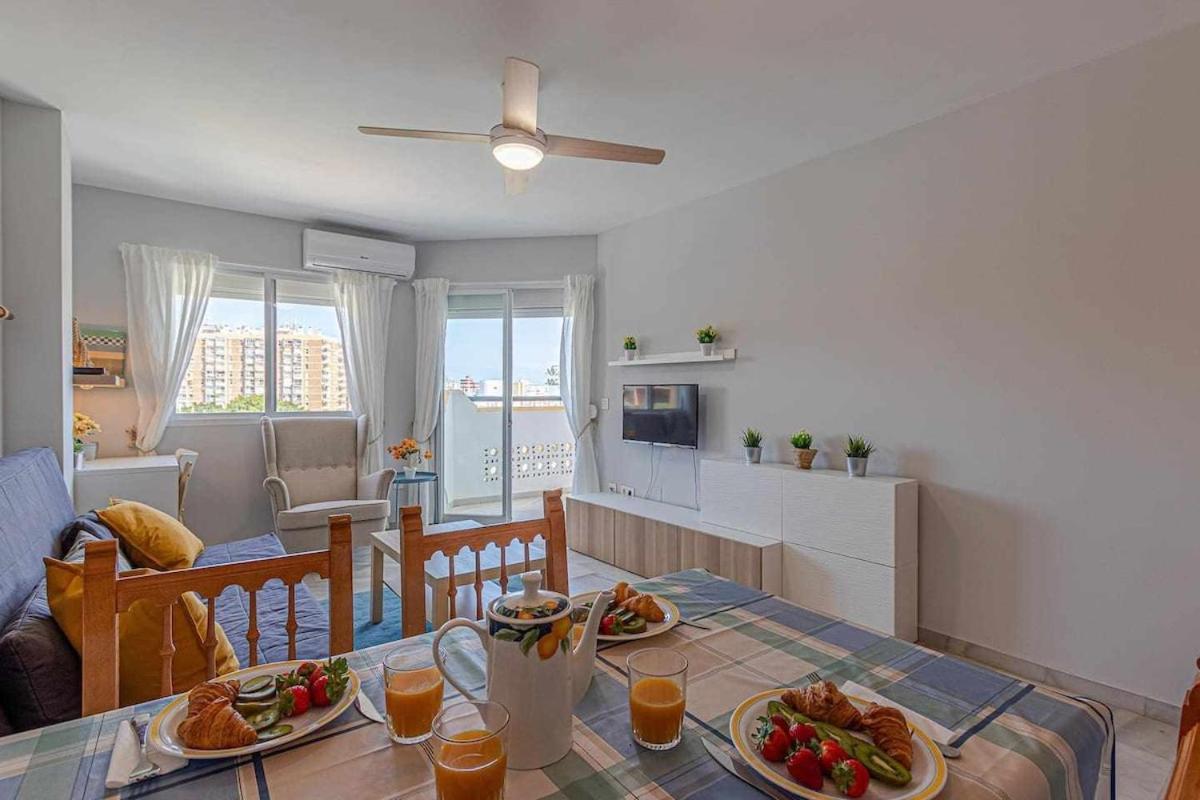 797 Holiday Rentals - Luminoso Piso Para 4 En 아로요 데 라 미엘 외부 사진