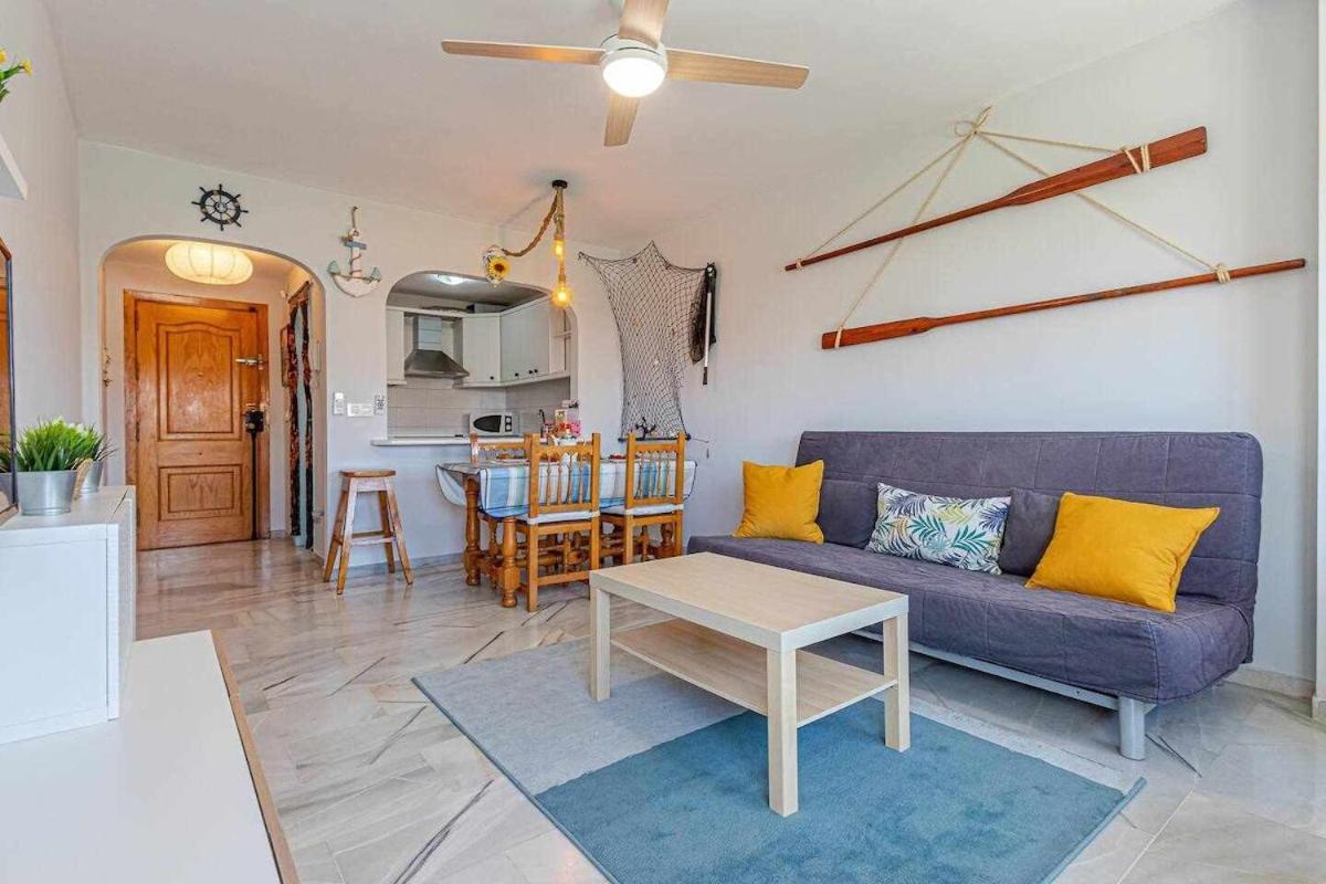 797 Holiday Rentals - Luminoso Piso Para 4 En 아로요 데 라 미엘 외부 사진