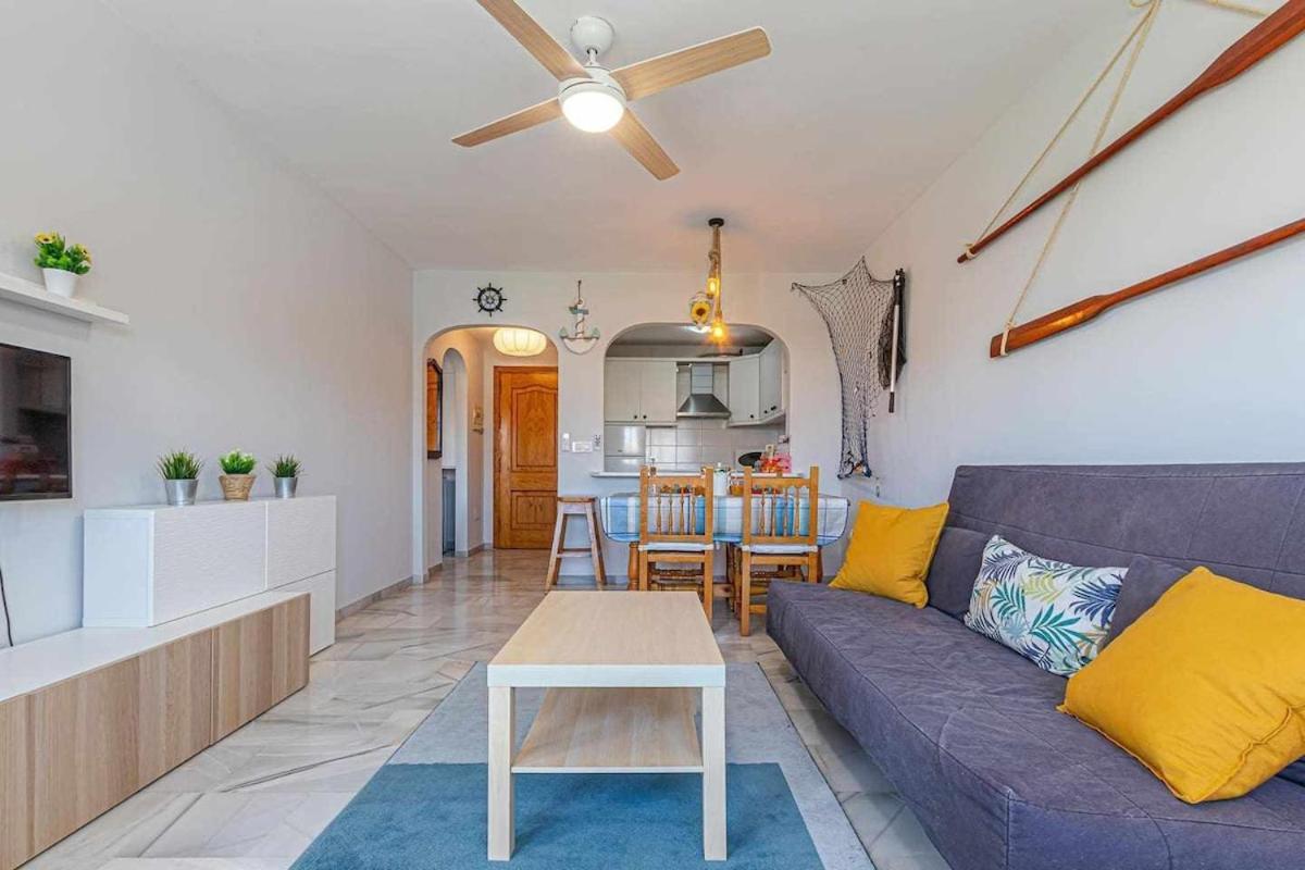 797 Holiday Rentals - Luminoso Piso Para 4 En 아로요 데 라 미엘 외부 사진