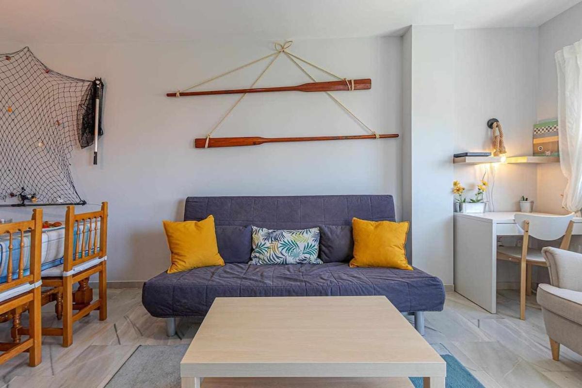 797 Holiday Rentals - Luminoso Piso Para 4 En 아로요 데 라 미엘 외부 사진