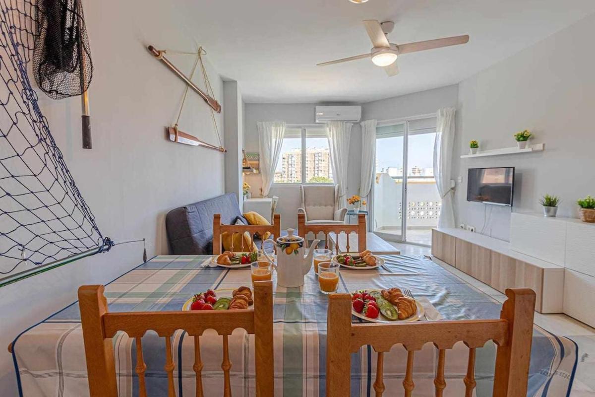 797 Holiday Rentals - Luminoso Piso Para 4 En 아로요 데 라 미엘 외부 사진